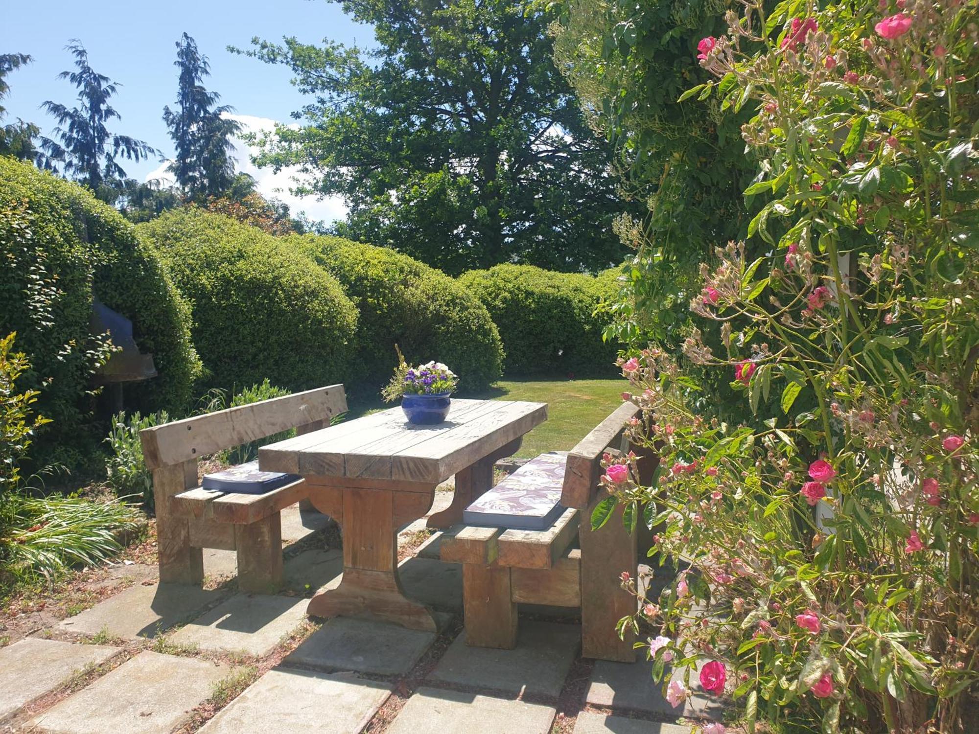 Windhaven Bed & Breakfast Duntroon Exterior photo