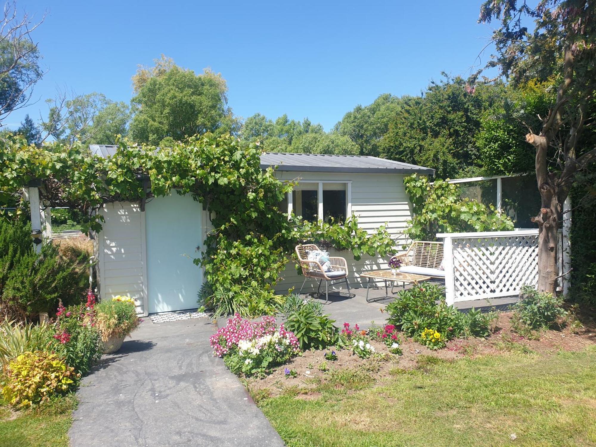 Windhaven Bed & Breakfast Duntroon Room photo
